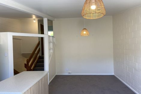 Photo of property in 23f4 Collins Avenue, Tawa, Wellington, 5028