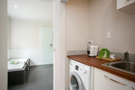 Photo of property in 77c Grey Street, Cambridge, 3434