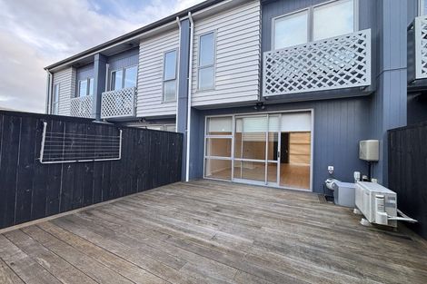 Photo of property in 20 Rangihina Road, Hobsonville, Auckland, 0616