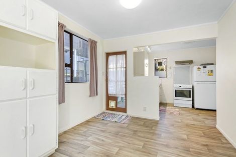 Photo of property in 8/85 Elizabeth Street, Mount Victoria, Wellington, 6011