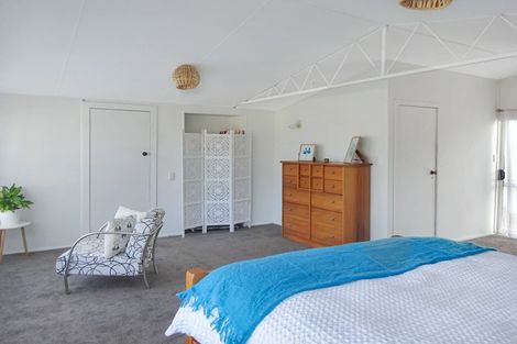 Photo of property in 23 Nash Parade, Foxton Beach, Foxton, 4815