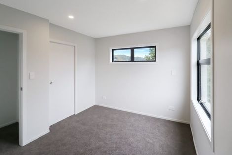 Photo of property in 137 Whites Line East, Waiwhetu, Lower Hutt, 5010