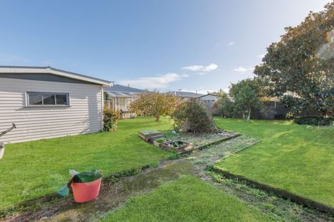 Photo of property in 8 Murray Avenue, Hawera, 4610