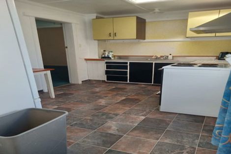 Photo of property in 5 Claremont Grove, Mount Victoria, Wellington, 6011