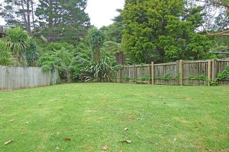 Photo of property in 8 Woodside Road, Massey, Auckland, 0614