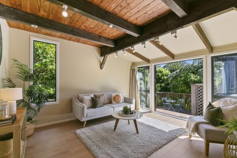 Photo of property in 19 Hereford Street, Wilton, Wellington, 6012