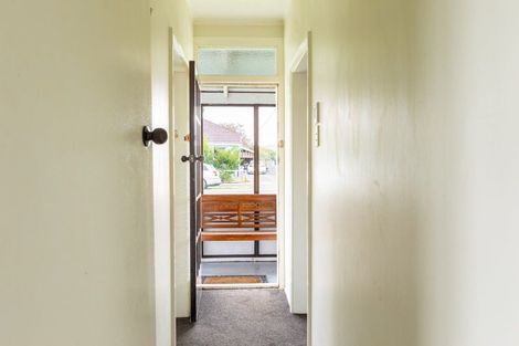 Photo of property in 12 Ormond Street, Woodville, 4920