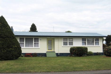 Photo of property in 44 Martin Street, Utuhina, Rotorua, 3015