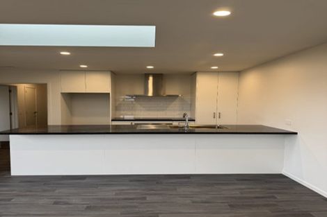 Photo of property in 393 Devonport Road, Tauranga South, Tauranga, 3112