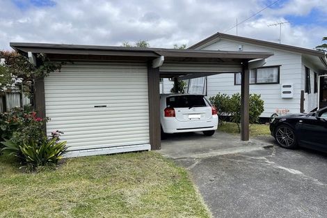 Photo of property in 1/202 Lake Road, Northcote, Auckland, 0627