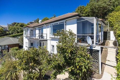 Photo of property in 42 Easther Crescent, Kew, Dunedin, 9012