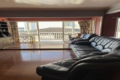 Photo of property in 397 Beach Road, Mairangi Bay, Auckland, 0630