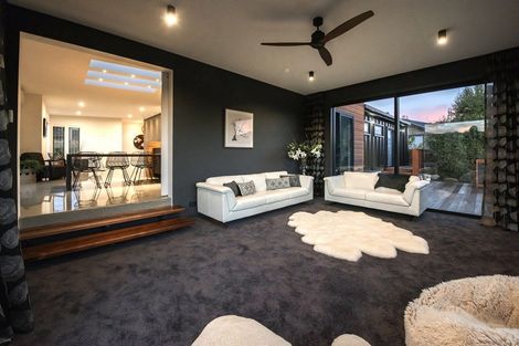 Photo of property in 9 Matipo Street, Wanaka, 9305