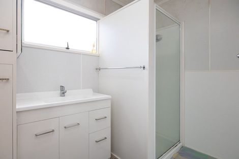 Photo of property in 4b Jones Place, Highbury, Palmerston North, 4412