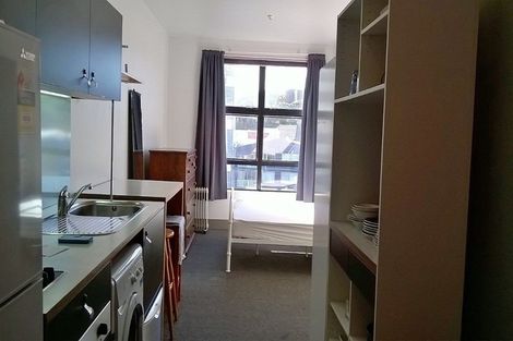 Photo of property in Urbane Apartments, 22/29 Webb Street, Mount Cook, Wellington, 6011