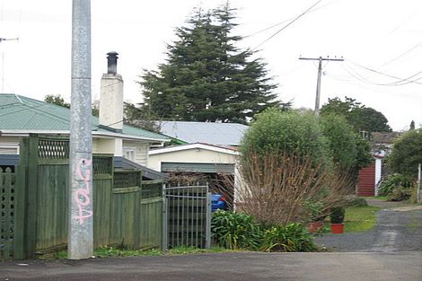 Photo of property in 59 Tuhikaramea Road, Dinsdale, Hamilton, 3204