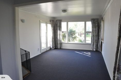 Photo of property in 1 Oakhurst Place, Russley, Christchurch, 8042