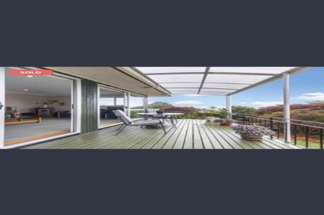 Photo of property in 9 Forsythe Place, Massey, Auckland, 0614