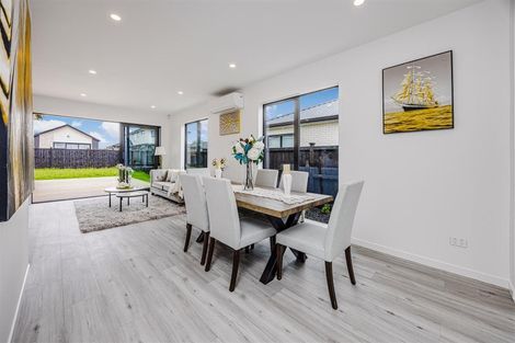 Photo of property in 42 Kakano Street, Clevedon, Papakura, 2582