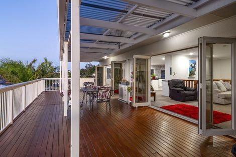 Photo of property in 20 Bayvista Close, Welcome Bay, Tauranga, 3112