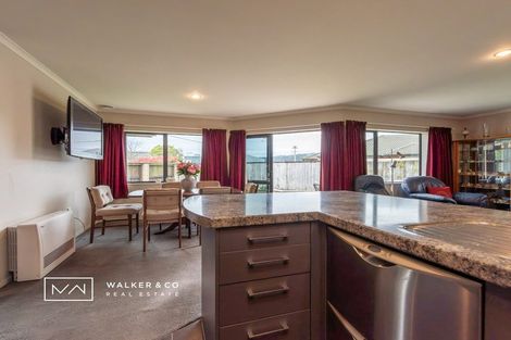 Photo of property in 2 Evergreen Crescent, Trentham, Upper Hutt, 5018