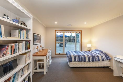 Photo of property in 136 Te Awa Road, Albert Town, Wanaka, 9382