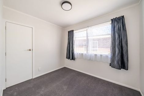 Photo of property in 15b Gribble Grove, Stokes Valley, Lower Hutt, 5019