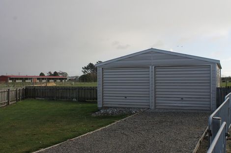 Photo of property in 22 Shelswell Street, Westport, 7825