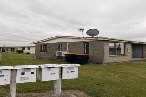 Photo of property in 1-12/71 Main Street, Mataura, 9712