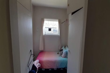 Photo of property in 209 Centaurus Road, Saint Martins, Christchurch, 8022