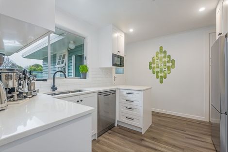 Photo of property in 10 Paterson Street, Pahiatua, 4910