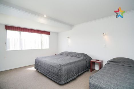 Photo of property in 8a-d Tay Street, Turnbull Thomson Park, Invercargill, 9810