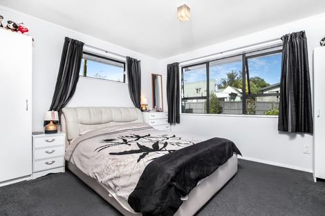 Photo of property in 3 Bowen Street, Manurewa East, Auckland, 2102