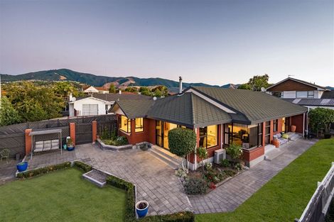 Photo of property in 33 Exeter Street, Stoke, Nelson, 7011