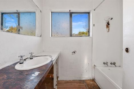 Photo of property in 37 Tania Crescent, Western Heights, Rotorua, 3015