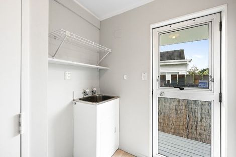 Photo of property in 51a Alfred Street, Fairfield, Hamilton, 3214