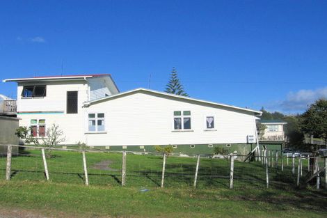 Photo of property in 51 Yorke Road, Haruru, 0204