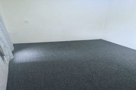 Photo of property in 13 Valley View Road, Glenfield, Auckland, 0629