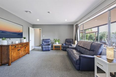 Photo of property in 28 Rushmore Drive, Belfast, Christchurch, 8051