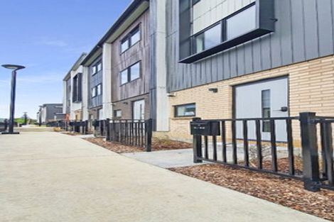 Photo of property in 6/60 Selo Street, Glen Eden, Auckland, 0602