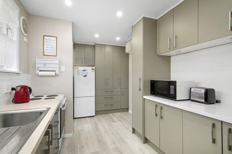 Photo of property in 82 Bell Street, Tawa, Wellington, 5028