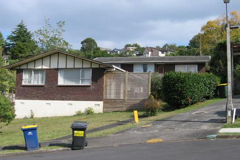 Photo of property in 1/12 Newstead Avenue, Browns Bay, Auckland, 0632