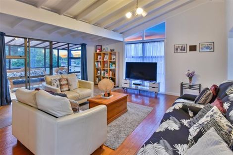 Photo of property in 25 Friesian Drive, Mangere, Auckland, 2022