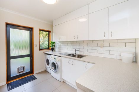Photo of property in 294 Polson Hill Drive, Aokautere, Palmerston North, 4471