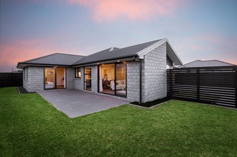 Photo of property in 9 Marcoola Drive, Rolleston, 7614