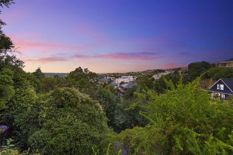 Photo of property in 32 Takahe Drive, Cashmere, Christchurch, 8022