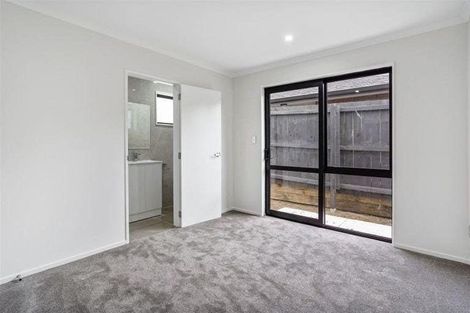 Photo of property in 18 Calvert Avenue, Mangere East, Auckland, 2024