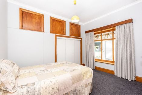 Photo of property in 33 Cobden Street, Westport, 7825