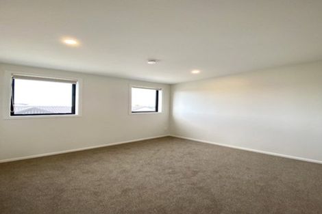 Photo of property in 21 Tahingamanu Road, Hobsonville, Auckland, 0616