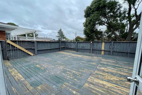 Photo of property in 43 Hallberry Road, Mangere East, Auckland, 2024
